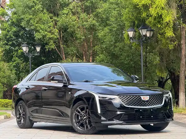 Cadillac CT4 2023