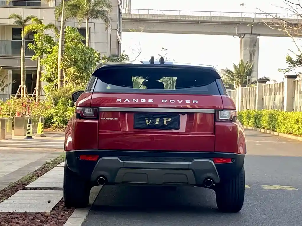 Land Rover Evoque 2017 — фото 17
