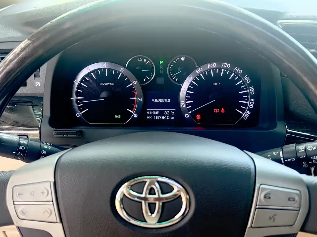 Toyota Alphard 2015 — фото 18
