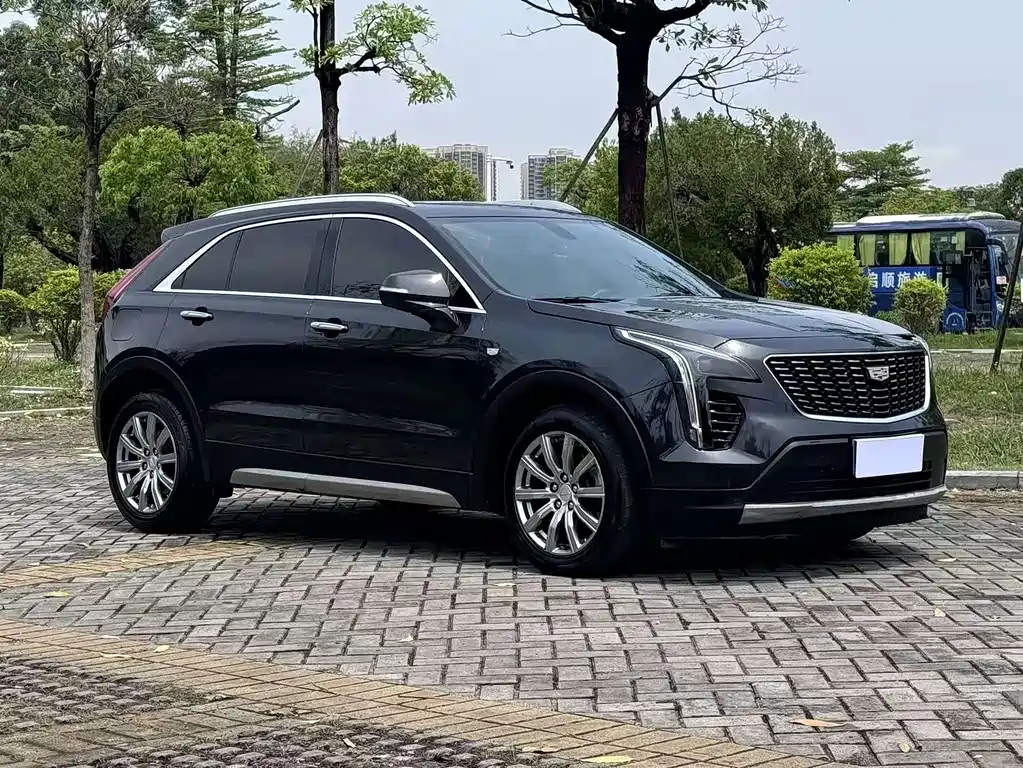 Cadillac XT4 2019 — фото 3