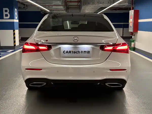 Mercedes-Benz E-Class 2022