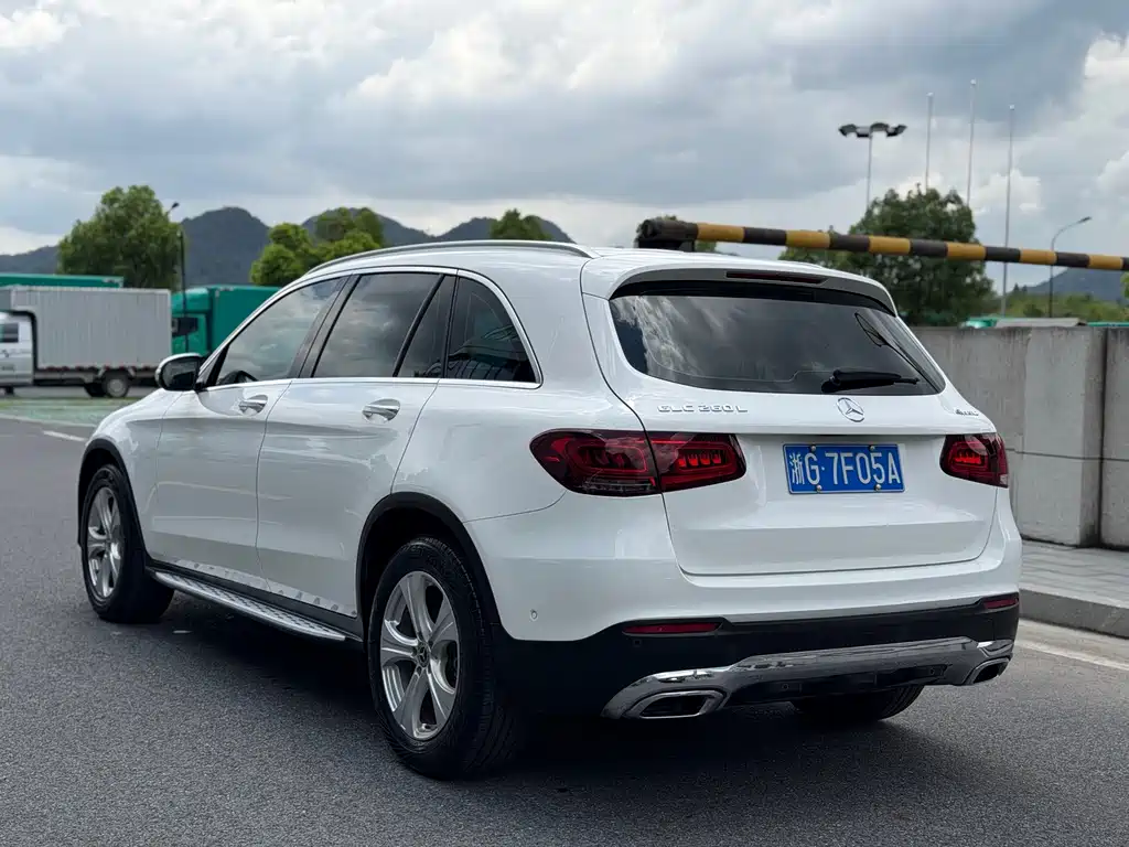 Mercedes-Benz GLC 2019 — фото 12