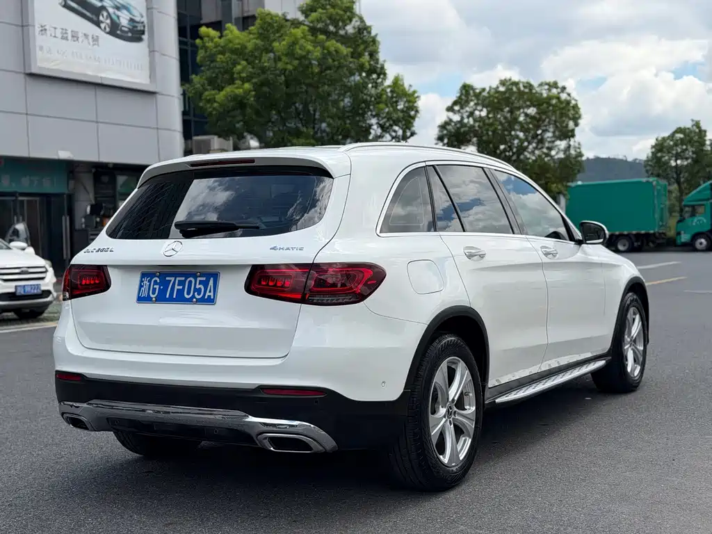 Mercedes-Benz GLC 2019 — фото 14