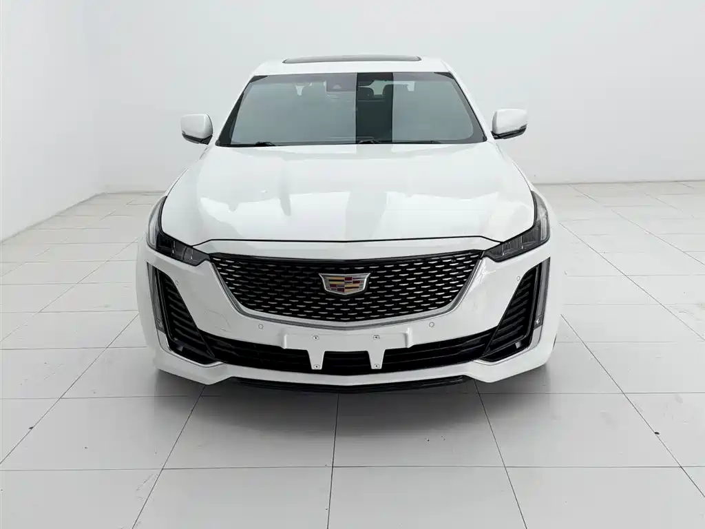 Cadillac CT5 2020 — фото 1
