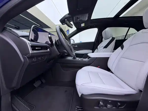 Cadillac XT4 2024