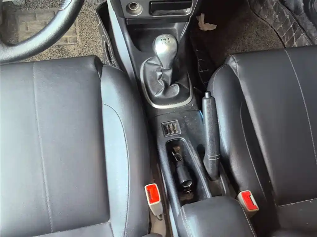 Mitsubishi Lancer 2015 — фото 14