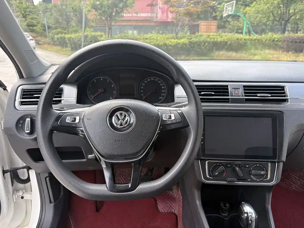 Volkswagen Santana 2019 — фото 18