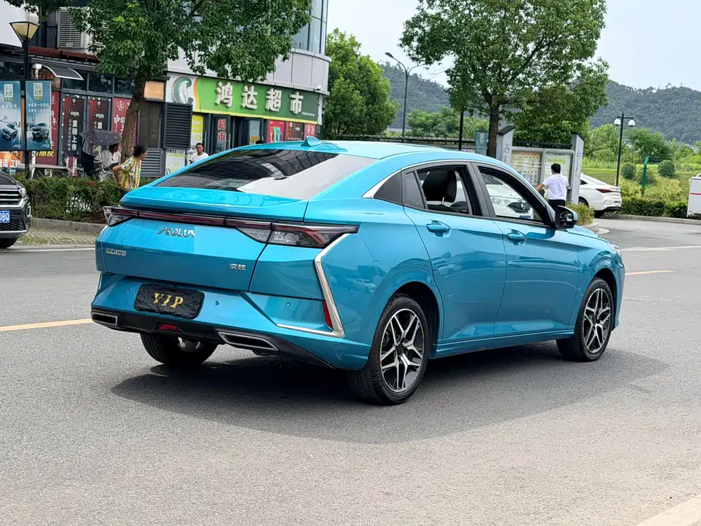 Dongfeng Yixuan 2022