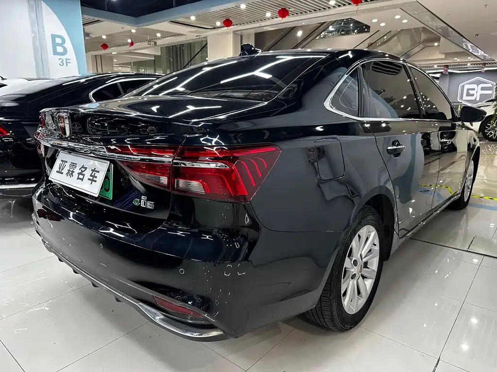 Roewe i6 New Energy 2018 — фото 11