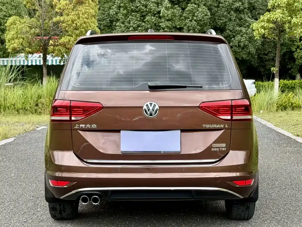 Volkswagen Touran 2018 — фото 8