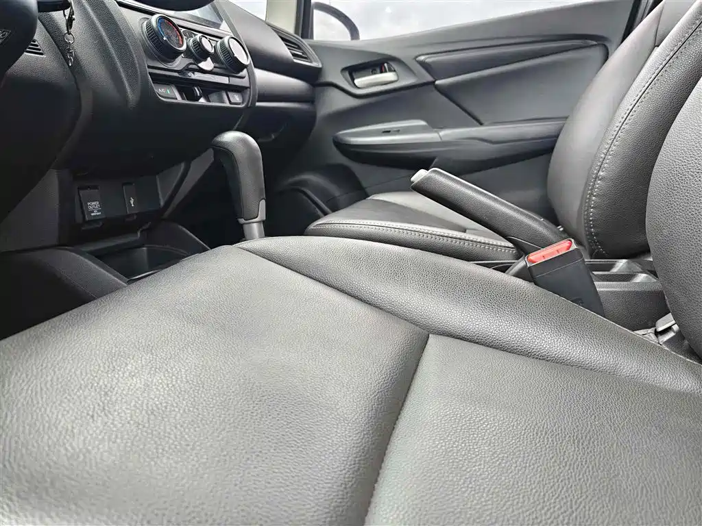 Honda Fit 2018 — фото 16
