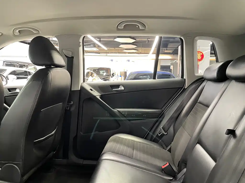 Volkswagen Tiguan 2015 — фото 29