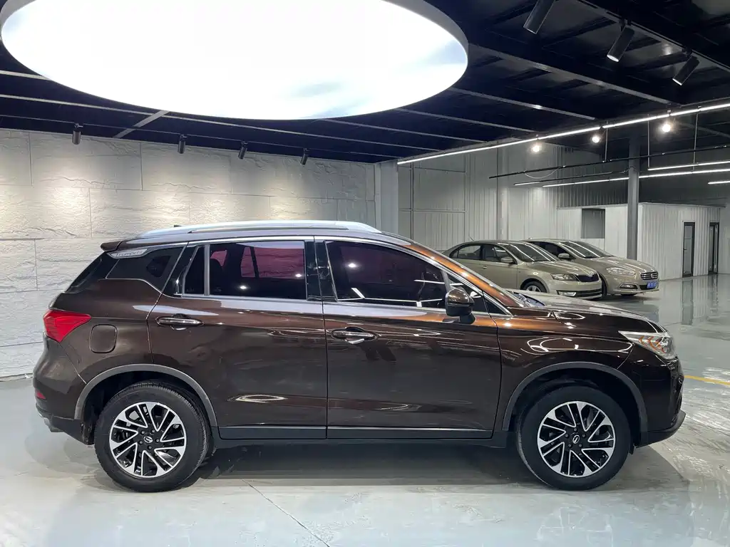 GAC Motor Trumpchi GS4 2016 — фото 4