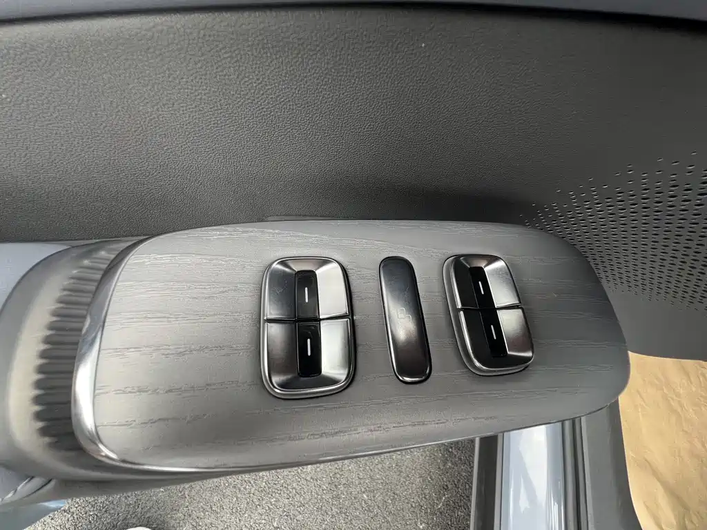 XPeng G7 2025 — фото 25
