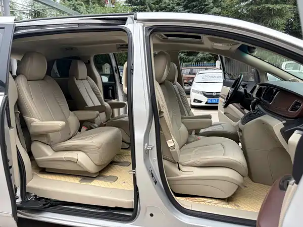 Buick GL8 2017