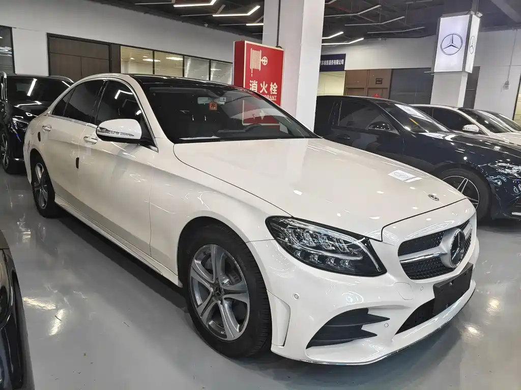 Mercedes-Benz C-Class 2020