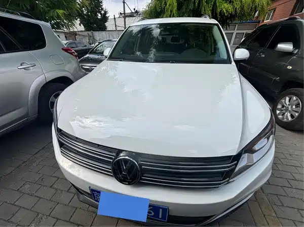 Volkswagen Tiguan 2015