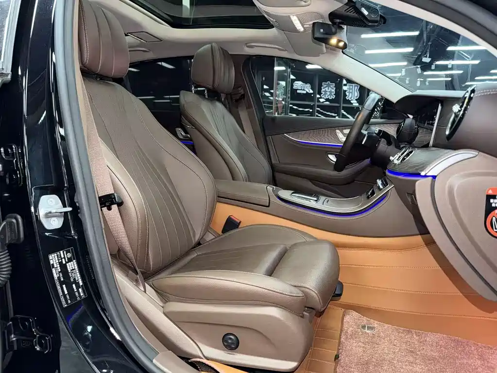 Mercedes-Benz E-Class 2022 — фото 10