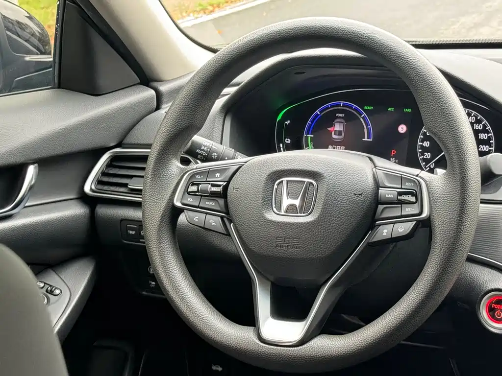 Honda Accord 2020 — фото 9