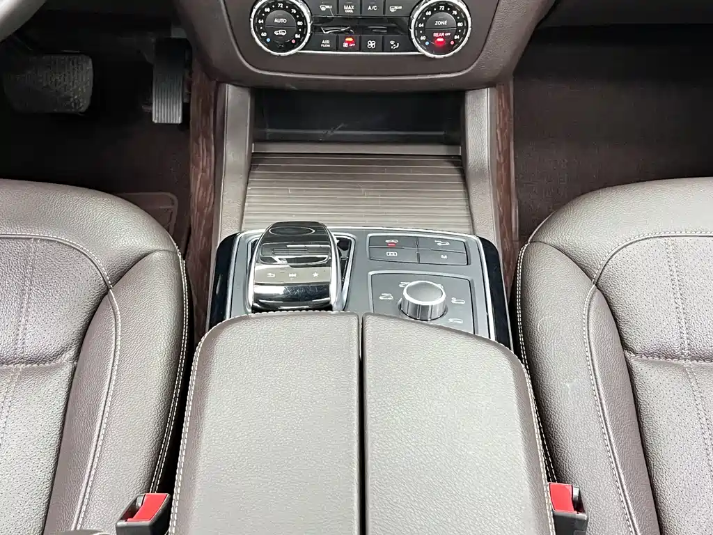 Mercedes-Benz GLS 2019 — фото 28