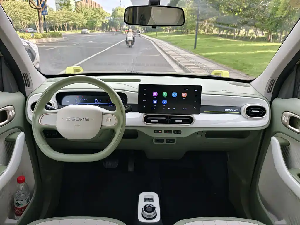 Geely Galaxy Panda 2025 — фото 8