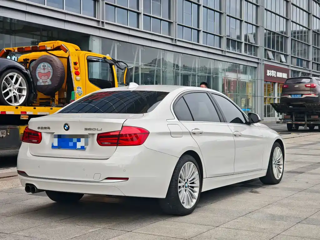 BMW 3 Series 2017 — фото 4