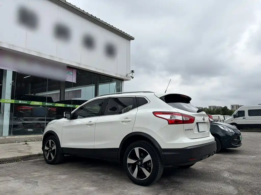 Nissan Qashqai 2017 — фото 10
