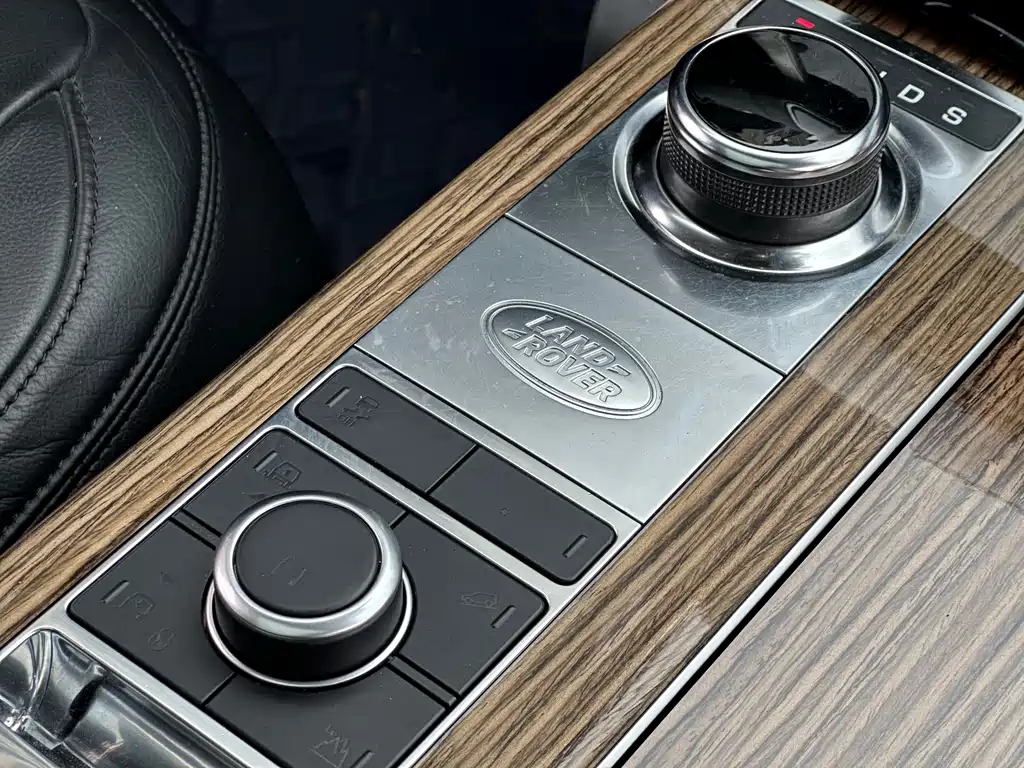 Land Rover Range Rover 2019 — фото 13