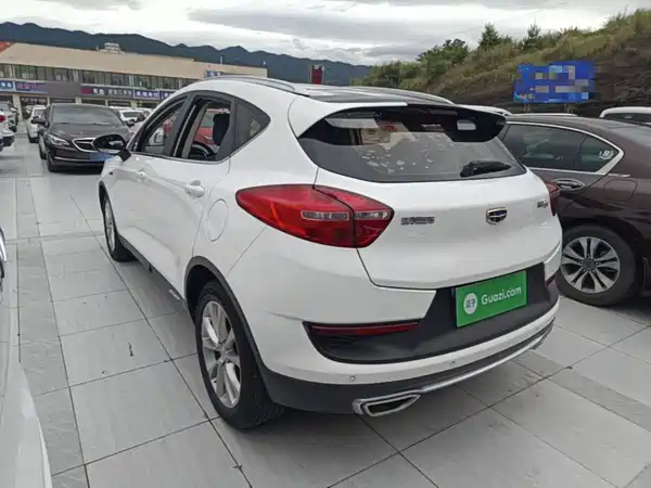Geely Emgrand GS 2017