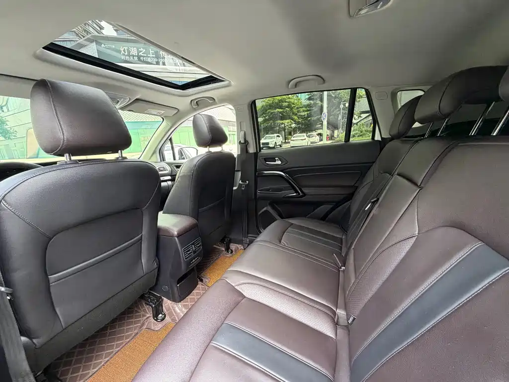 GAC Motor Trumpchi GS4 2018 — фото 10