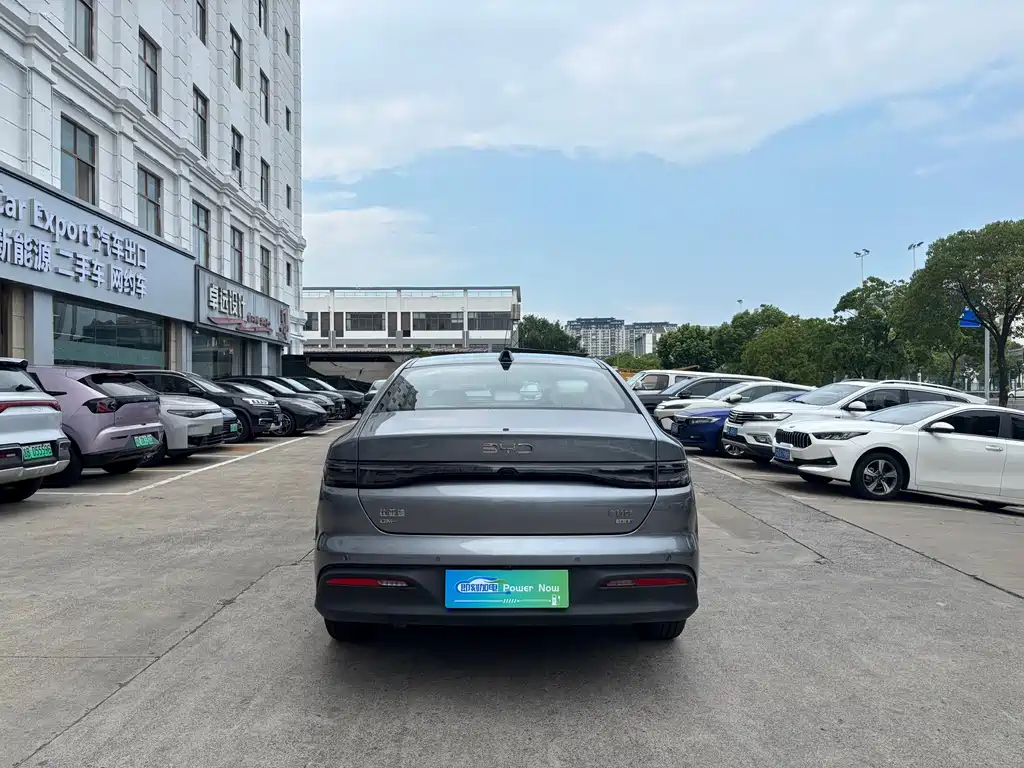 BYD Seal 05 DM-i 2025 — фото 6