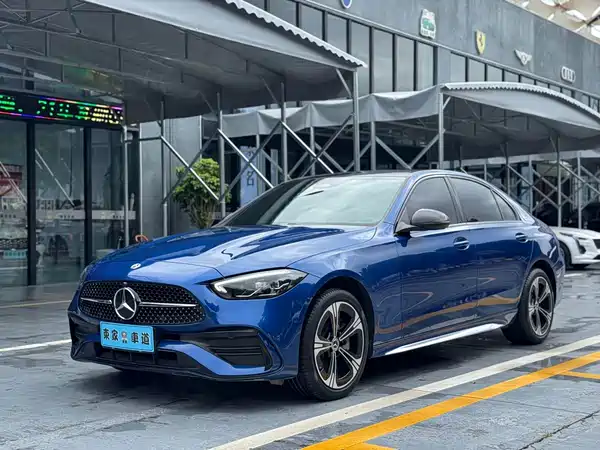 Mercedes-Benz C-Class 2022