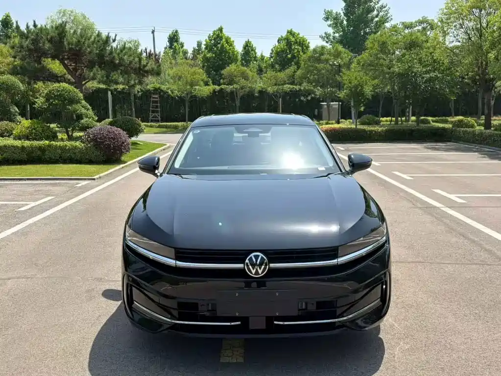 Volkswagen Magotan 2026