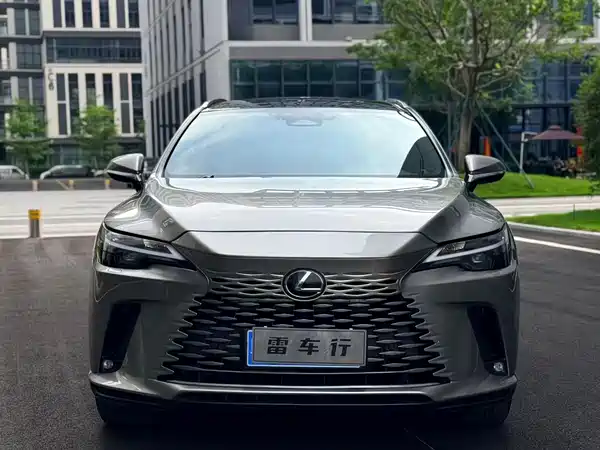 Lexus RX 2023