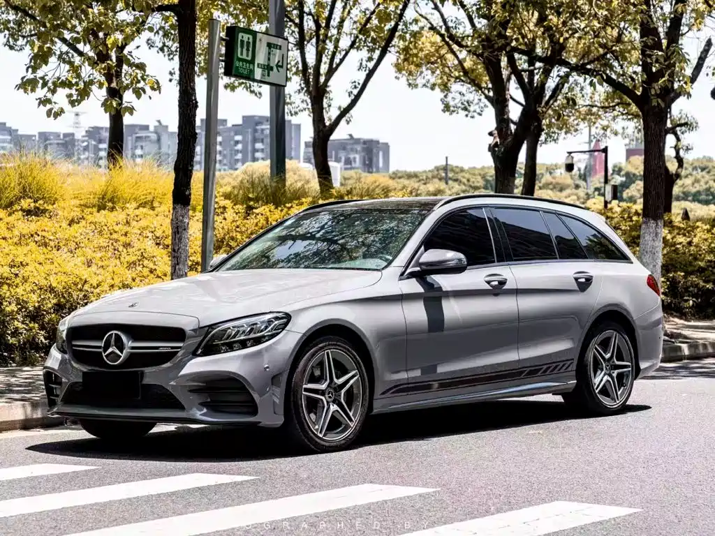 Mercedes-Benz C-Class 2020