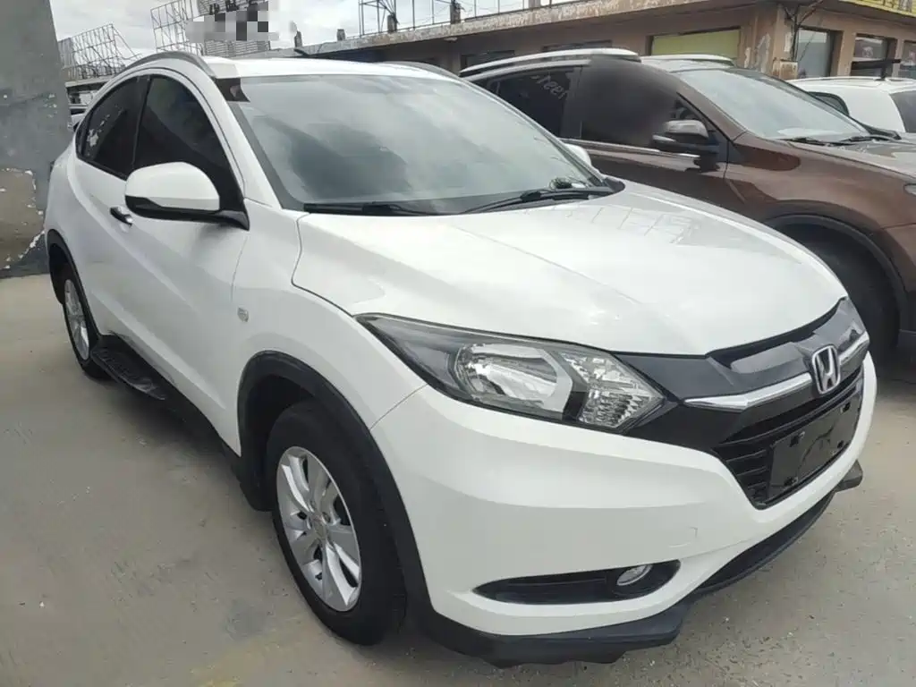 Honda Vezel 2016