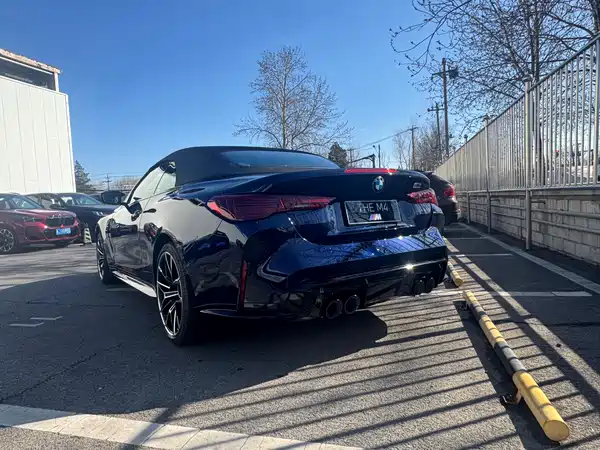 BMW M4 2024