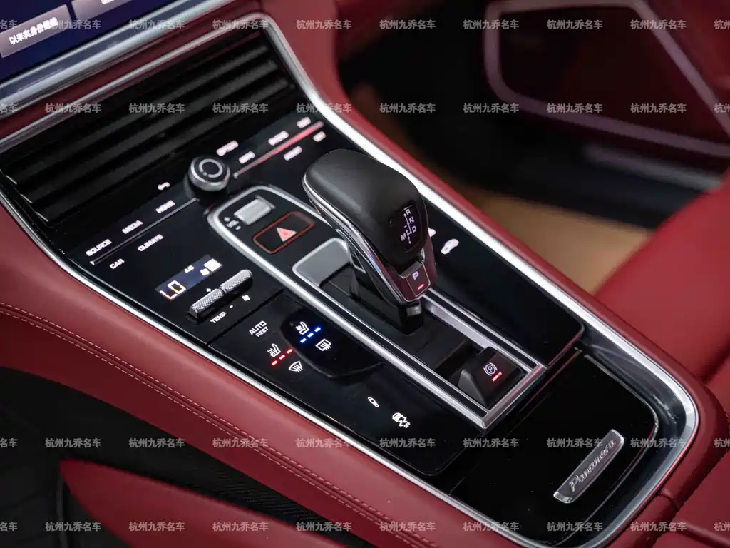 Porsche Panamera 2023 — фото 20
