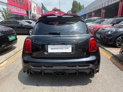 MINI MINI 2024