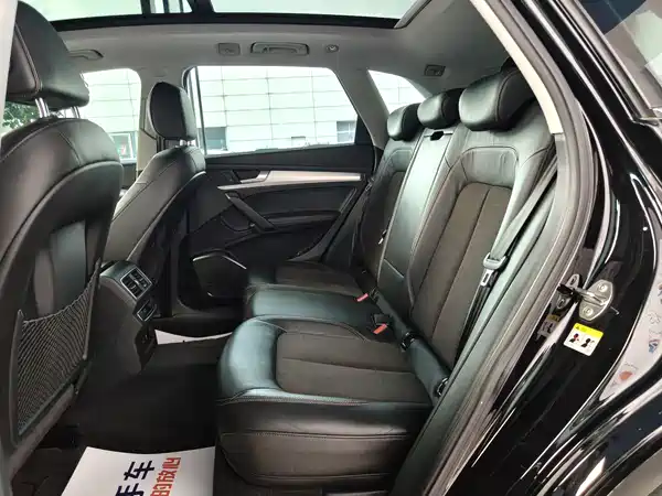 Audi Q5L 2019