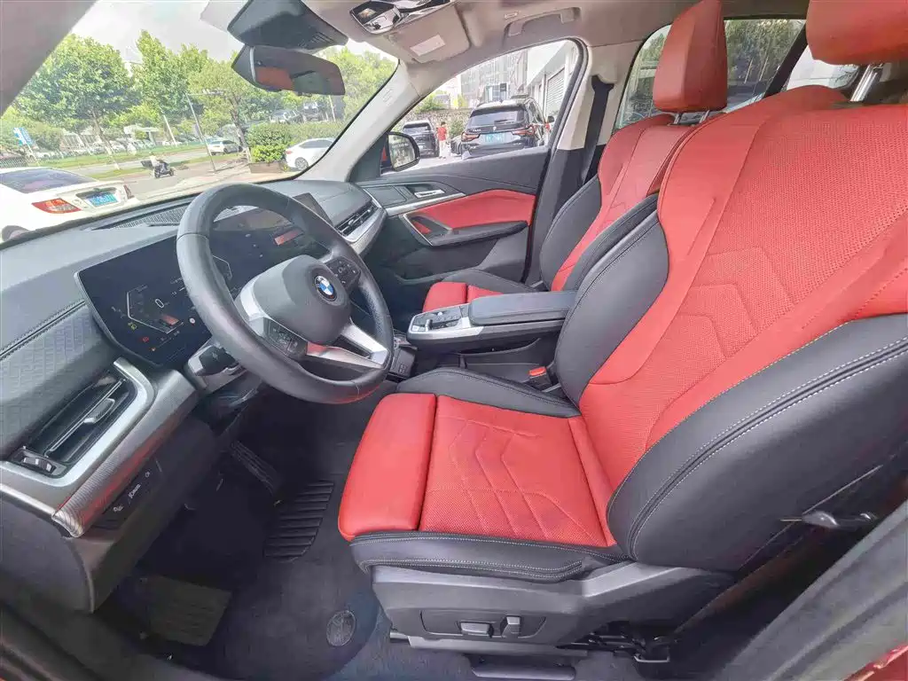BMW X2 2024 — фото 13
