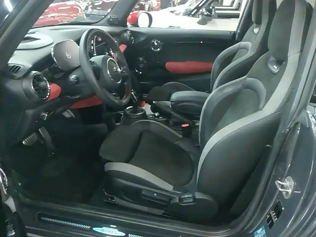 MINI JCW 2021 — фото 15
