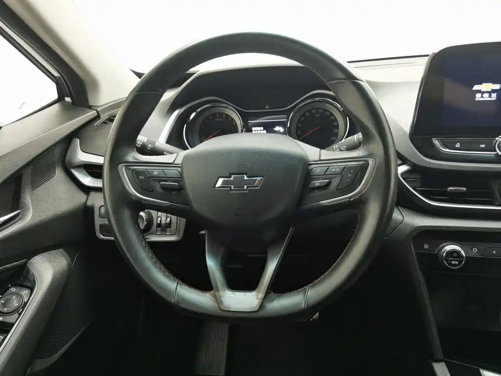 Chevrolet Orlando 2019 — фото 11