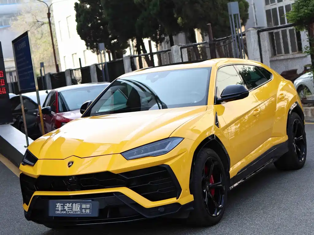 Lamborghini Urus 2020 — фото 4
