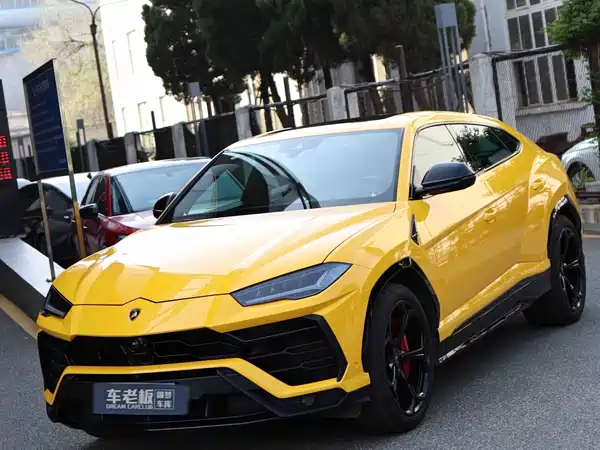 Lamborghini Urus 2020