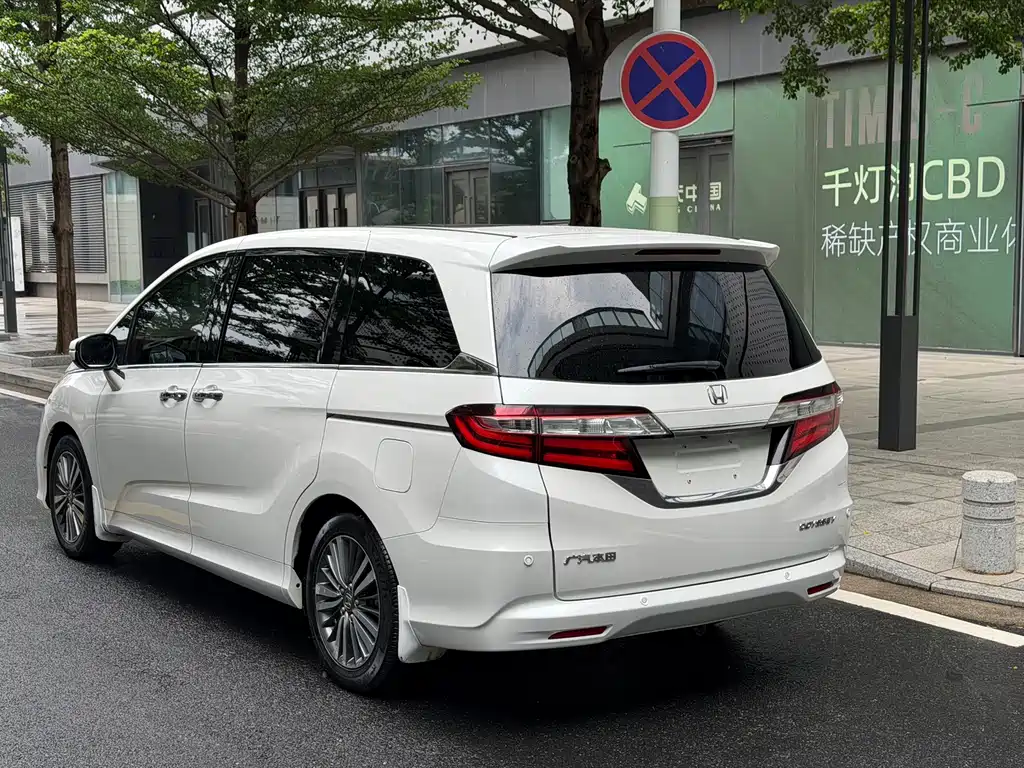 Honda Odyssey 2019 — фото 18