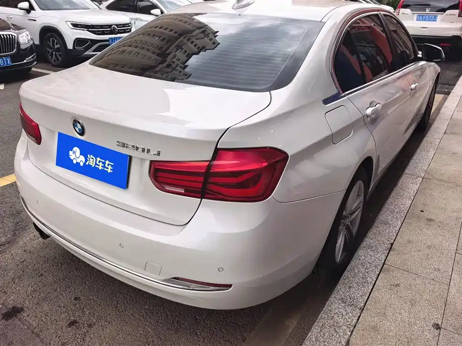 BMW 3 Series 2017