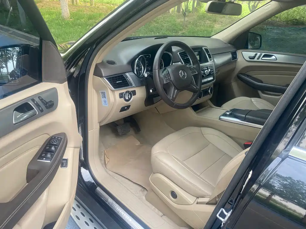 Mercedes-Benz M-Class 2015 — фото 10