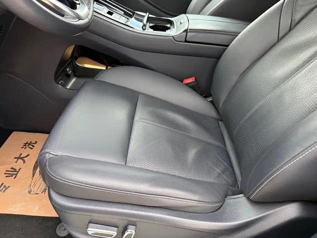 GAC Motor Trumpchi M8 2023 — фото 20