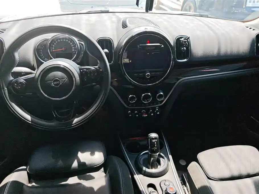 MINI Countryman 2020 — фото 12